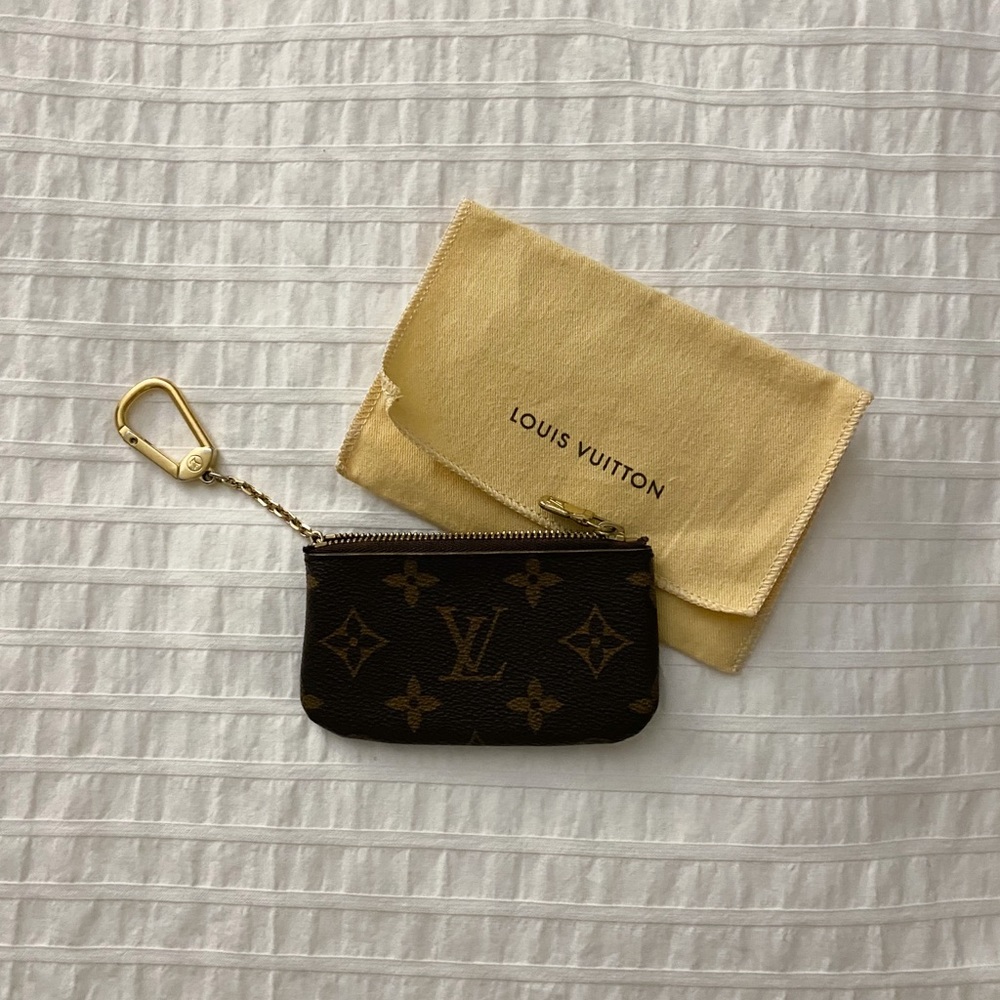 Louis Vuitton key pouch monogram